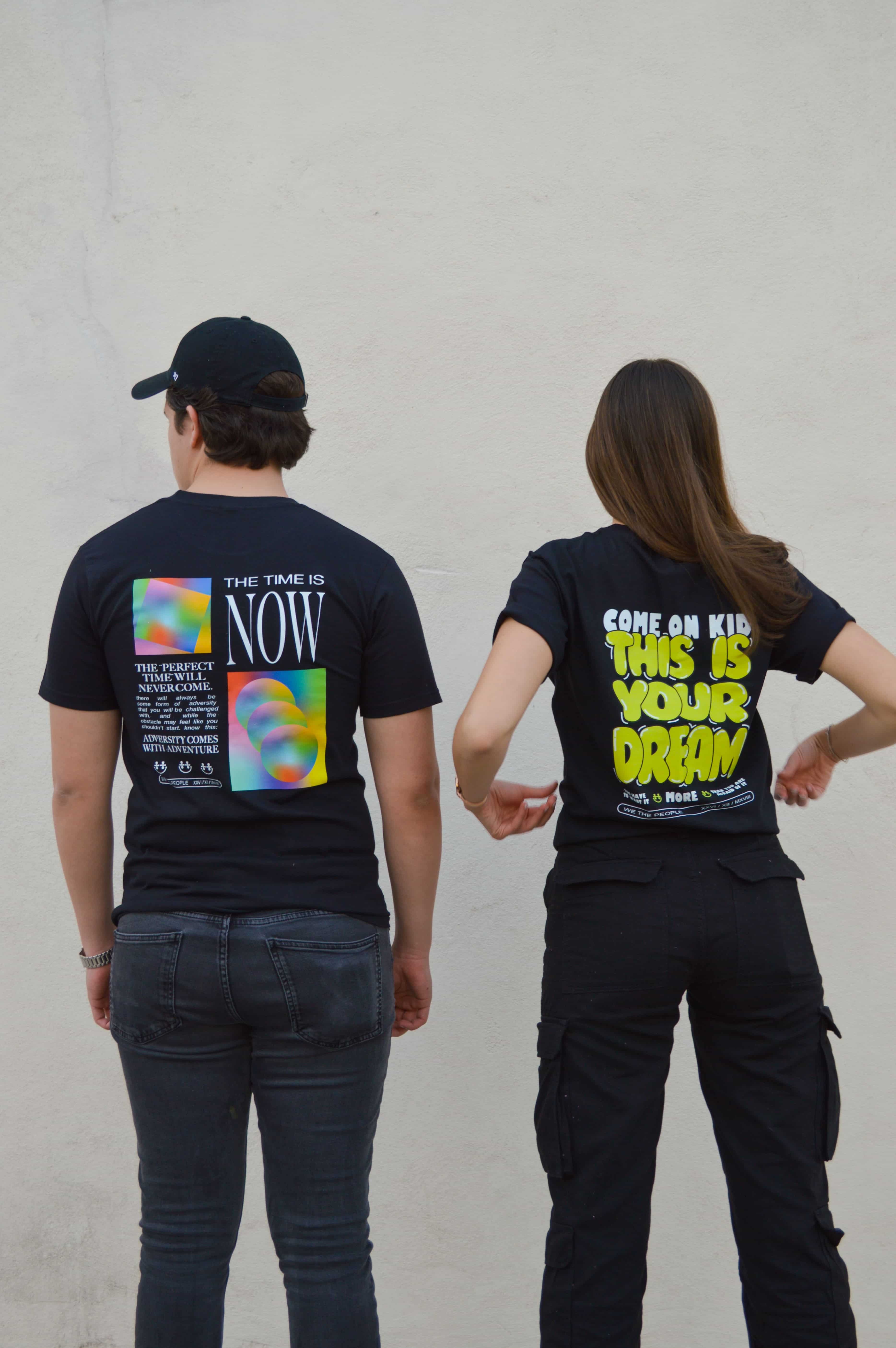 modelo con t-shirt